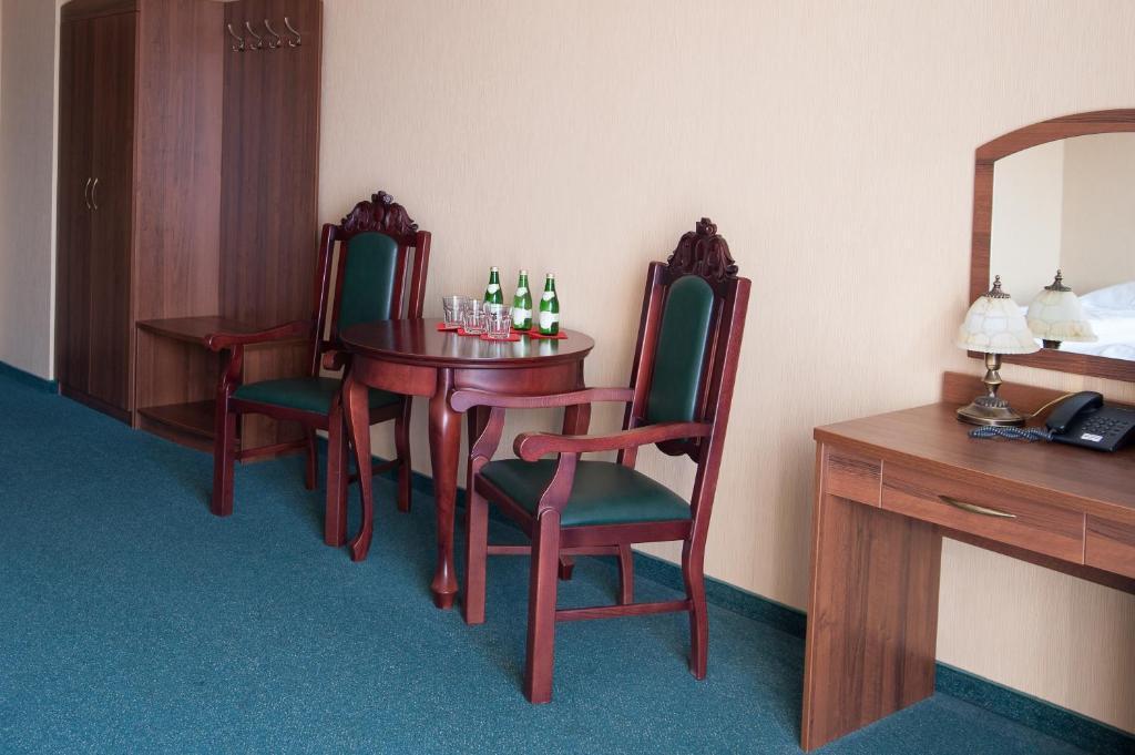 Hotel Hetmanski Rawa Mazowiecka Room photo